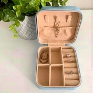 Portable Jewelry box